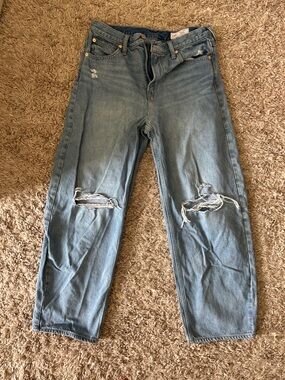 GAP Light Blue Distressed barrel Jeans